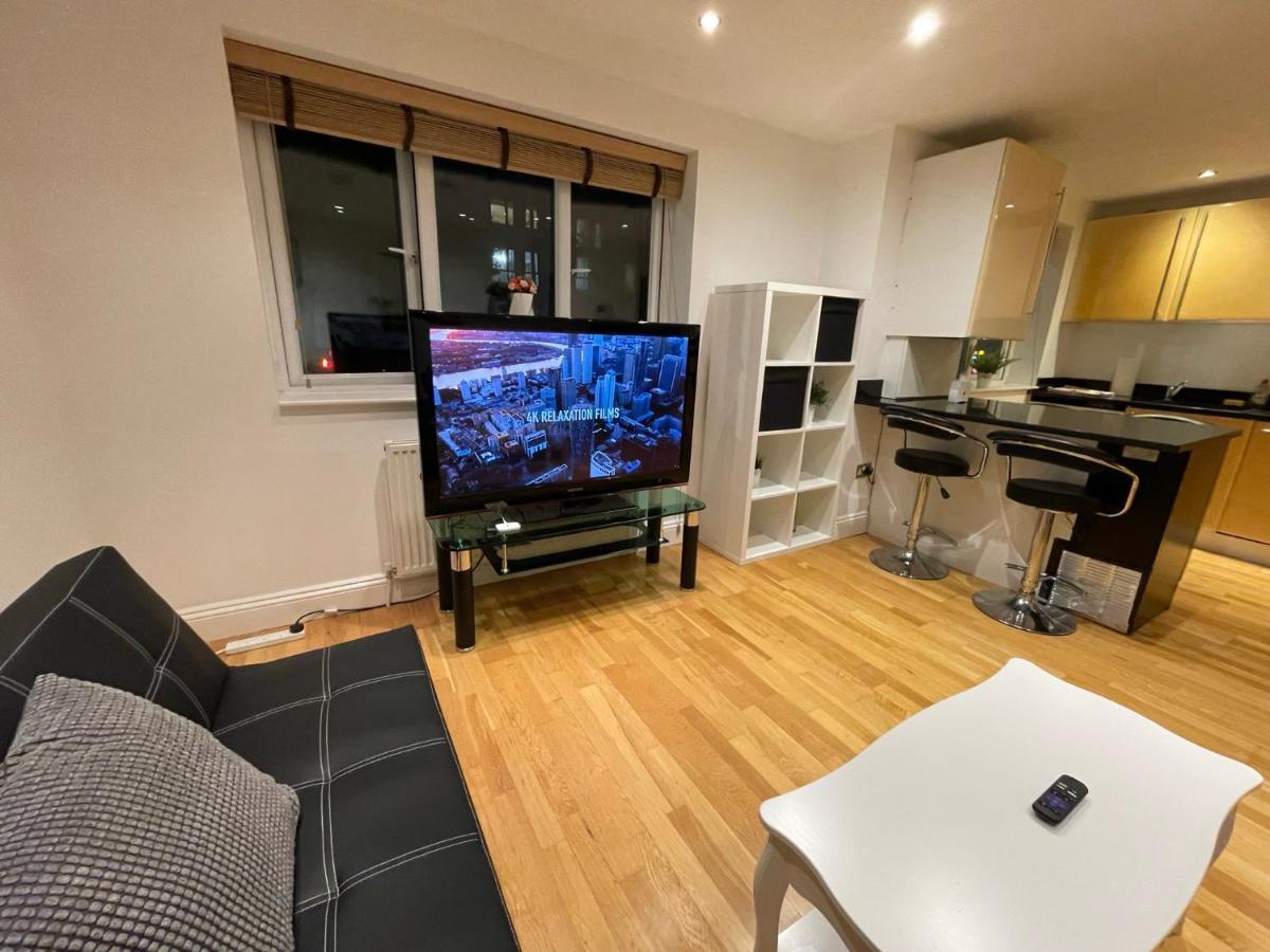Beautiful & Luxurious Apartment In Richmond Річмонд Екстер'єр фото